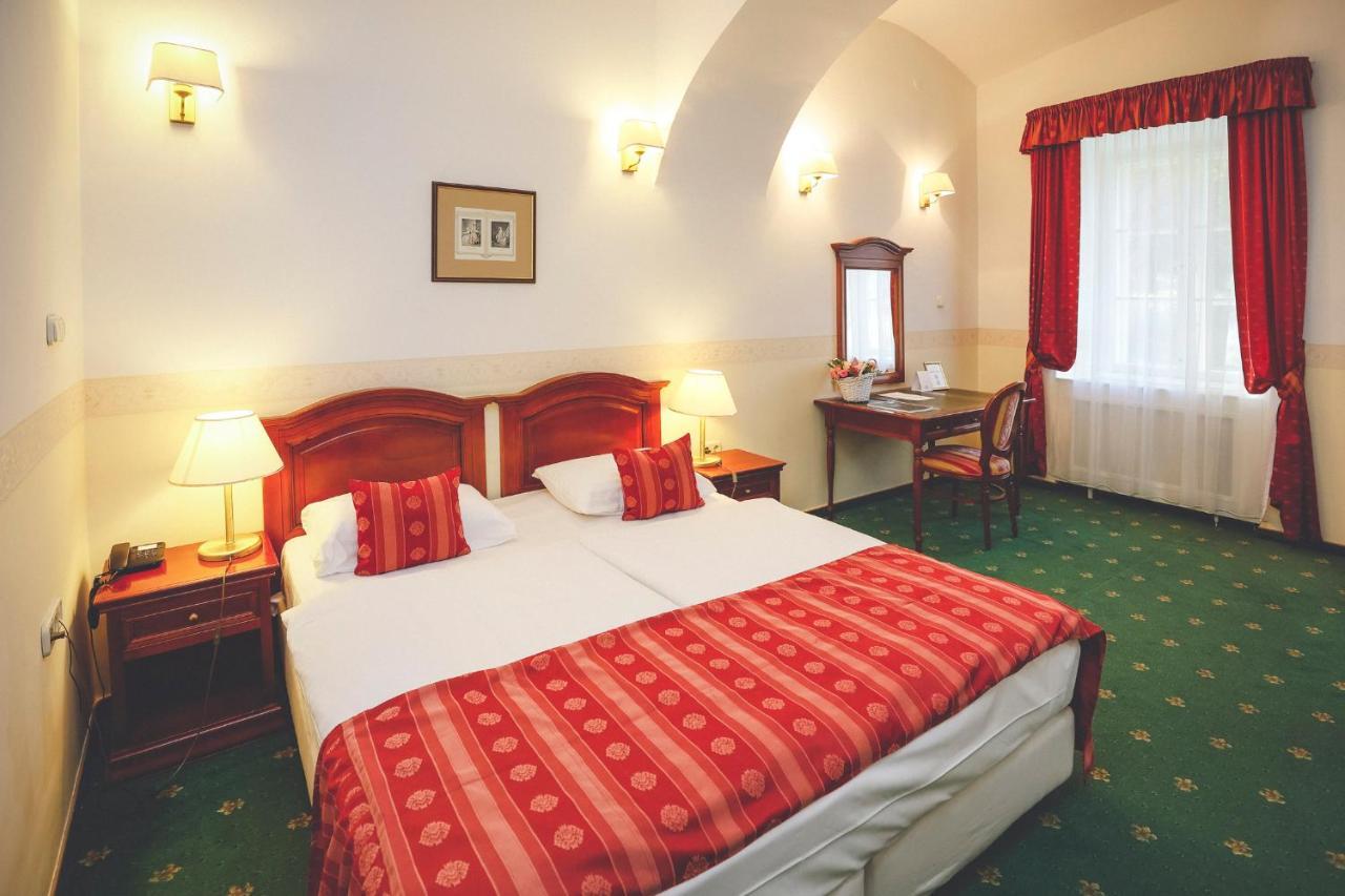 Szidonia Castle 4* Röjtökmuzsaj