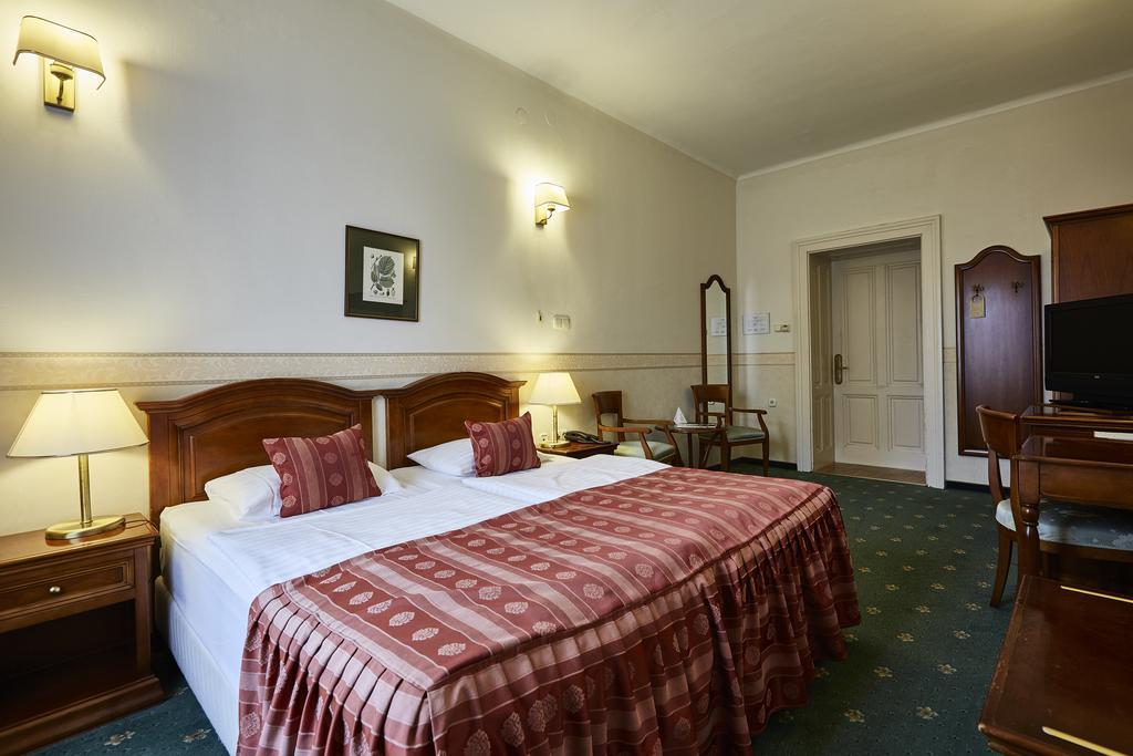 Hotel Szidonia Castle 4*